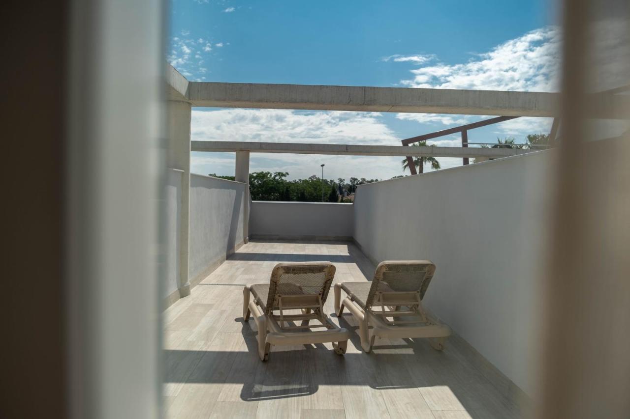 Aljarafe Suites By Qhotels Gelves Eksteriør bilde