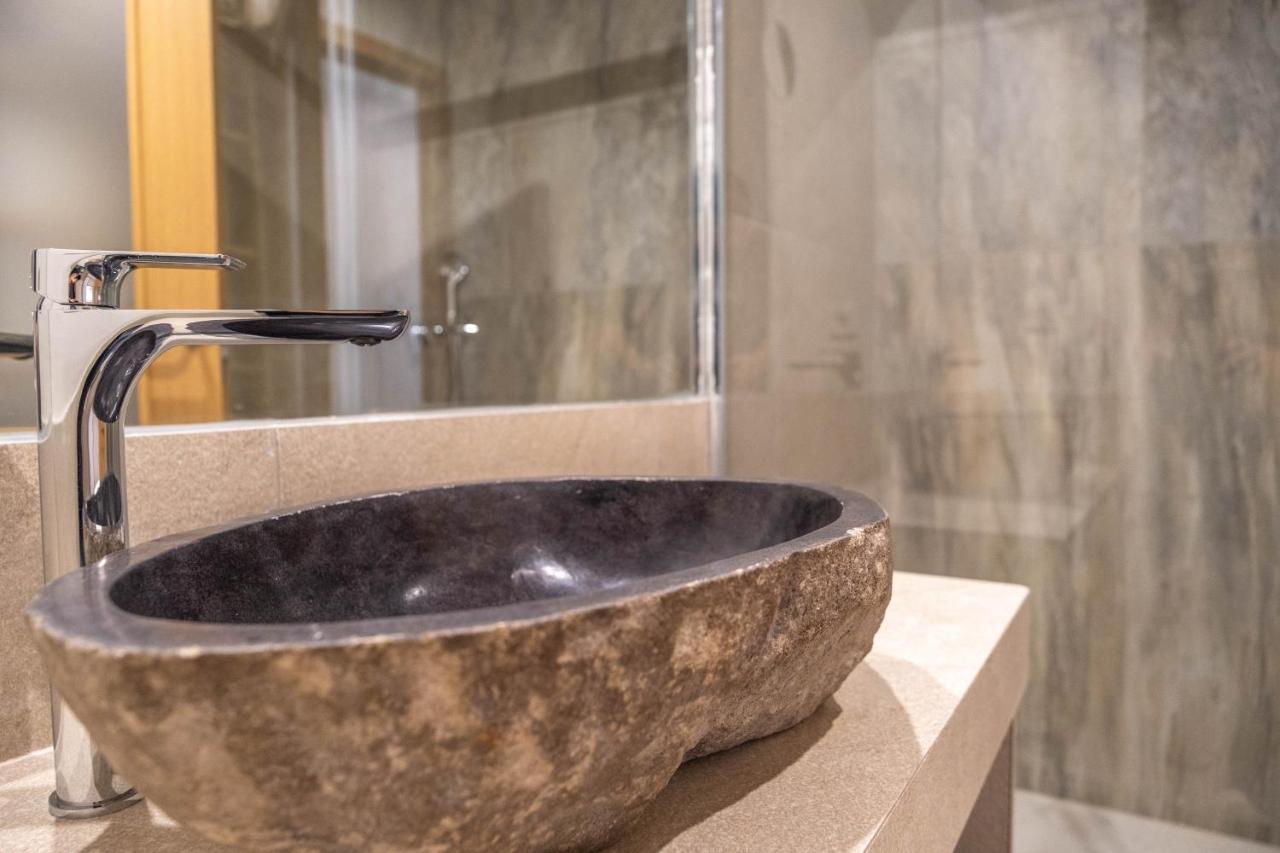 Aljarafe Suites By Qhotels Gelves Eksteriør bilde